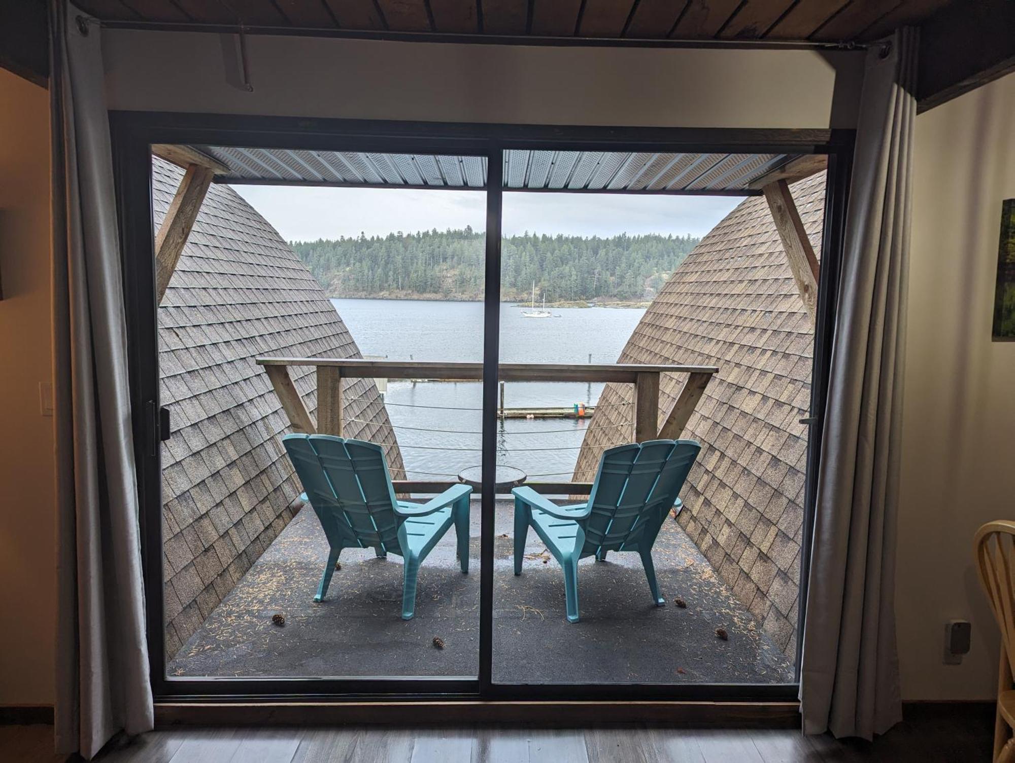 Jade Resort-Oceanfront Suites In Gowlland Harbour Heriot Bay Exteriör bild