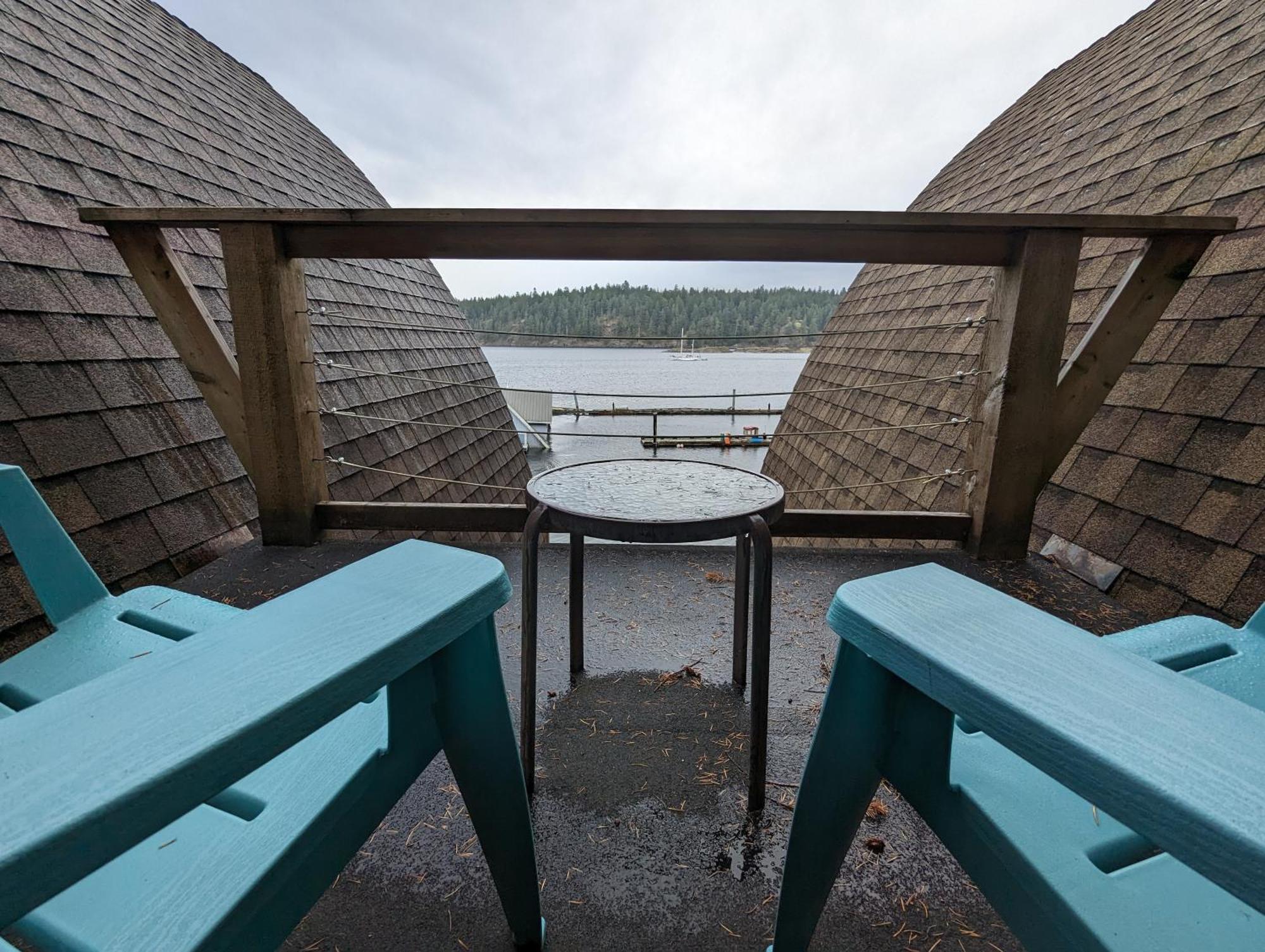 Jade Resort-Oceanfront Suites In Gowlland Harbour Heriot Bay Exteriör bild