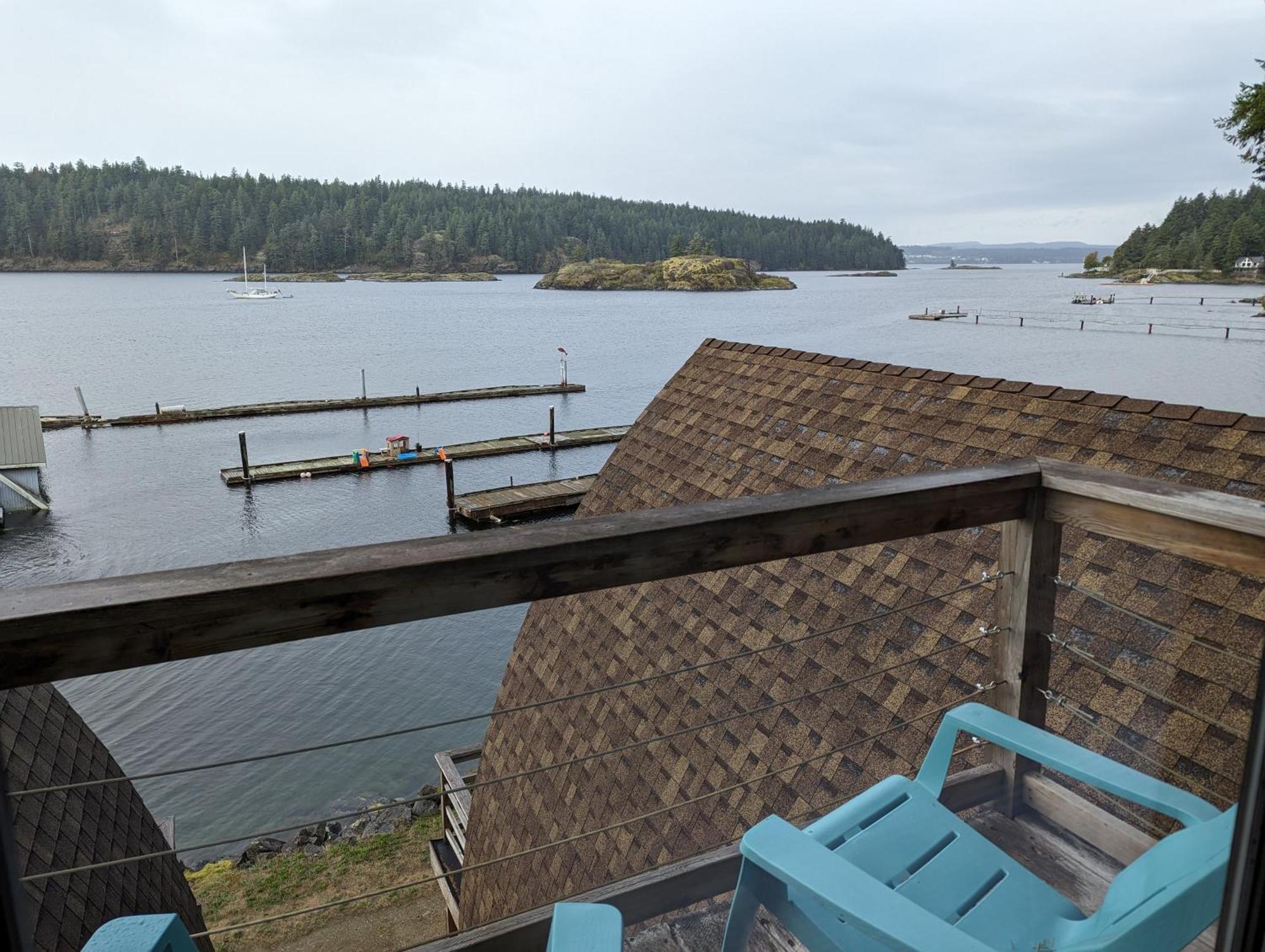 Jade Resort-Oceanfront Suites In Gowlland Harbour Heriot Bay Exteriör bild